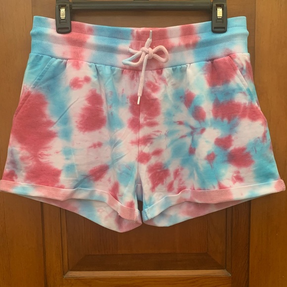 roma concept by rosee Pants - Custom swirl dyed shorts